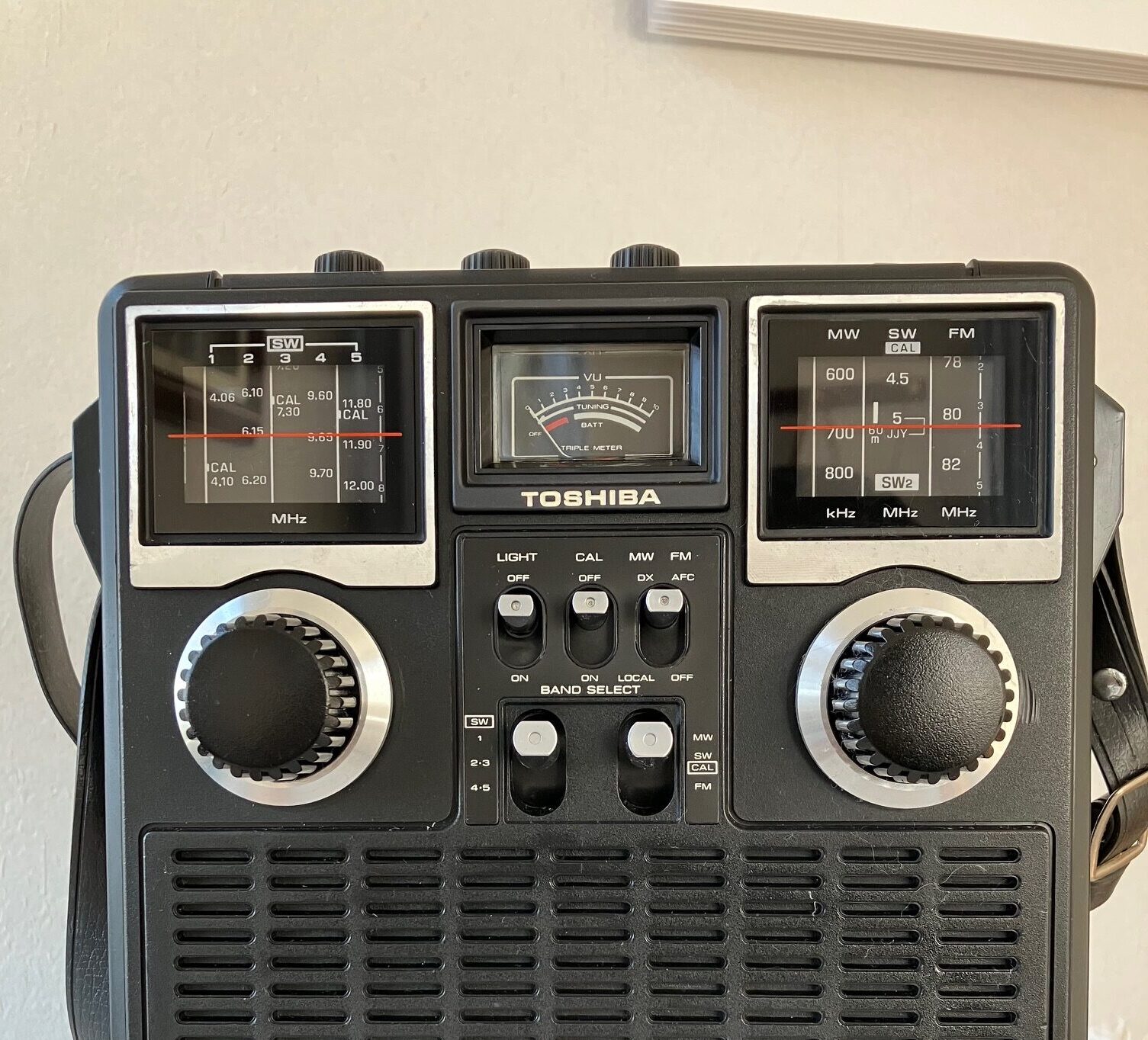 東芝 RP-775F – いち早く周波数直読を実現したBCLラジオ | 【昭和