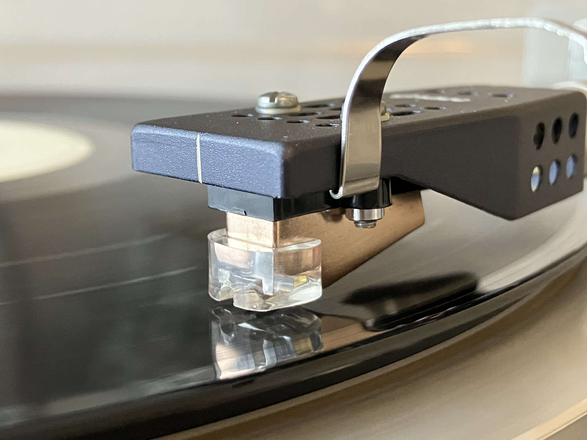 グレース F-8L – NHKと共同開発したMM型カートリッジの歴史的名機