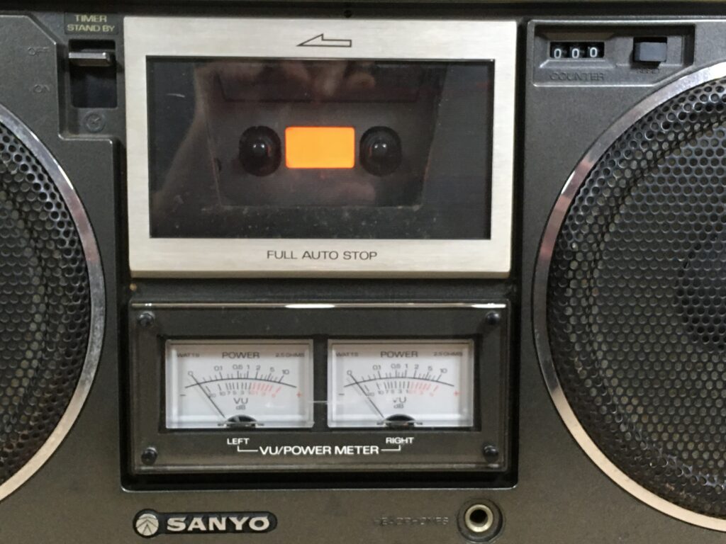 サンヨー MR9600 – オーディオスペックの名に恥じない高音質ラジカセ