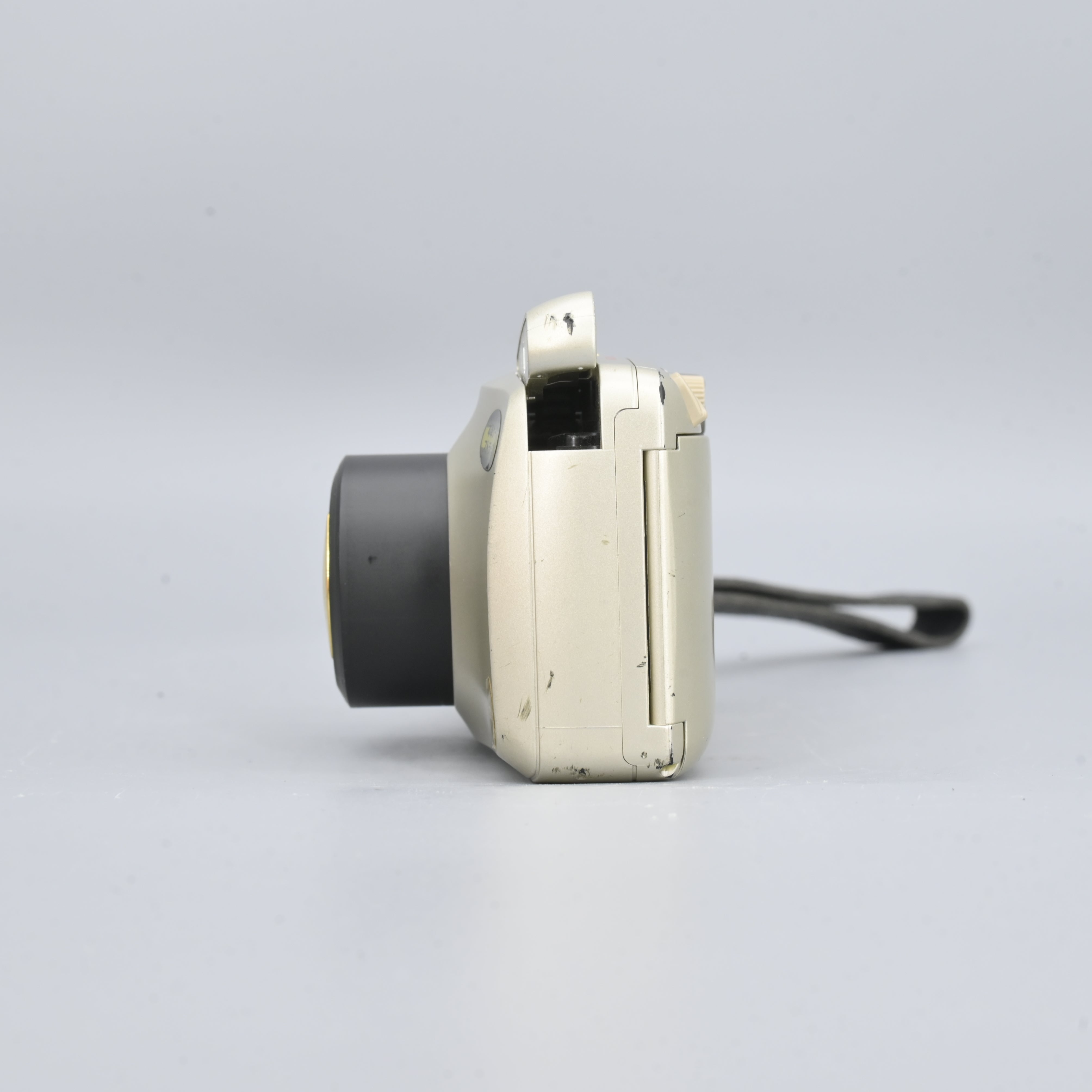 Olympus Mju Zoom 105 Deluxe – SHOWA