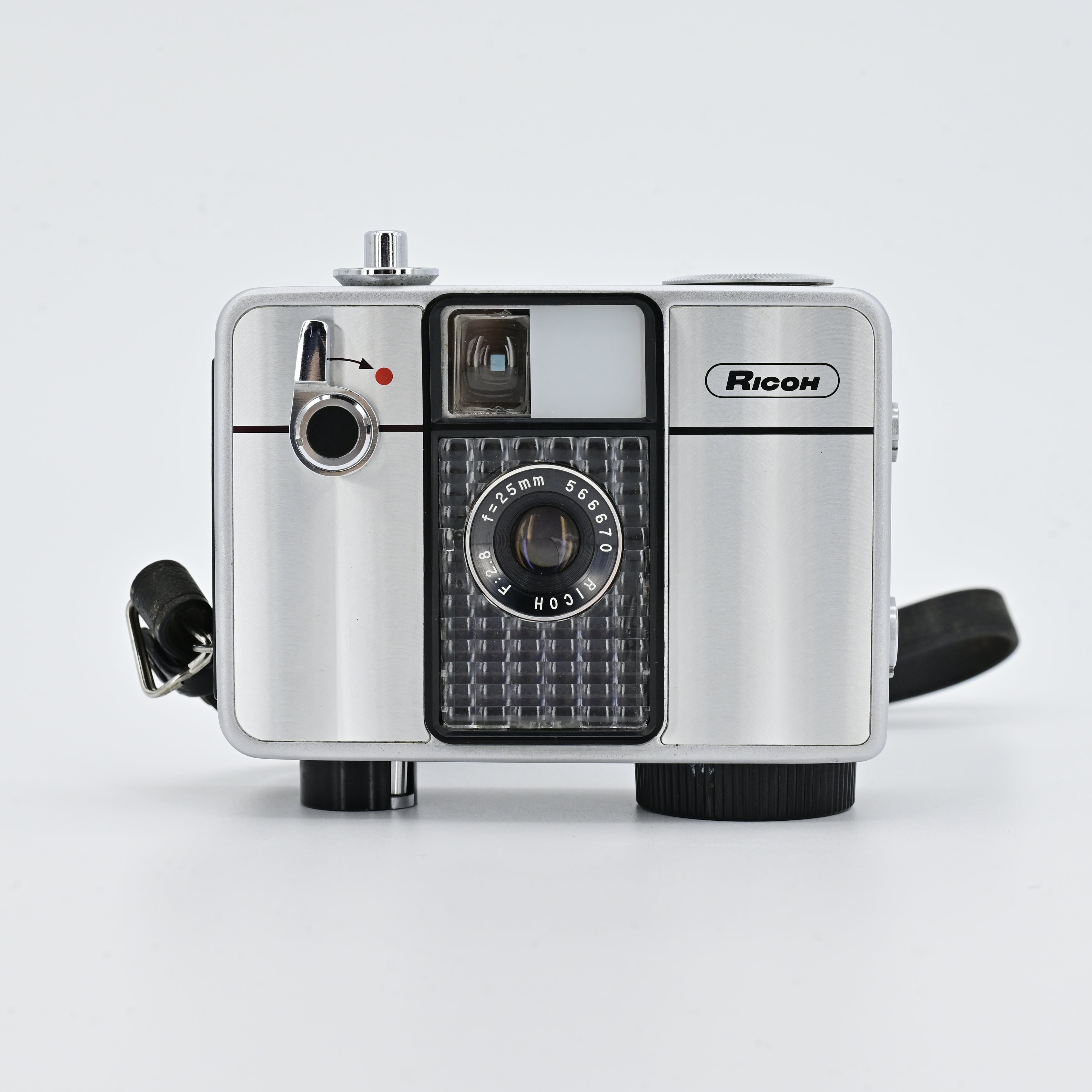 Ricoh Auto Half SE – SHOWA