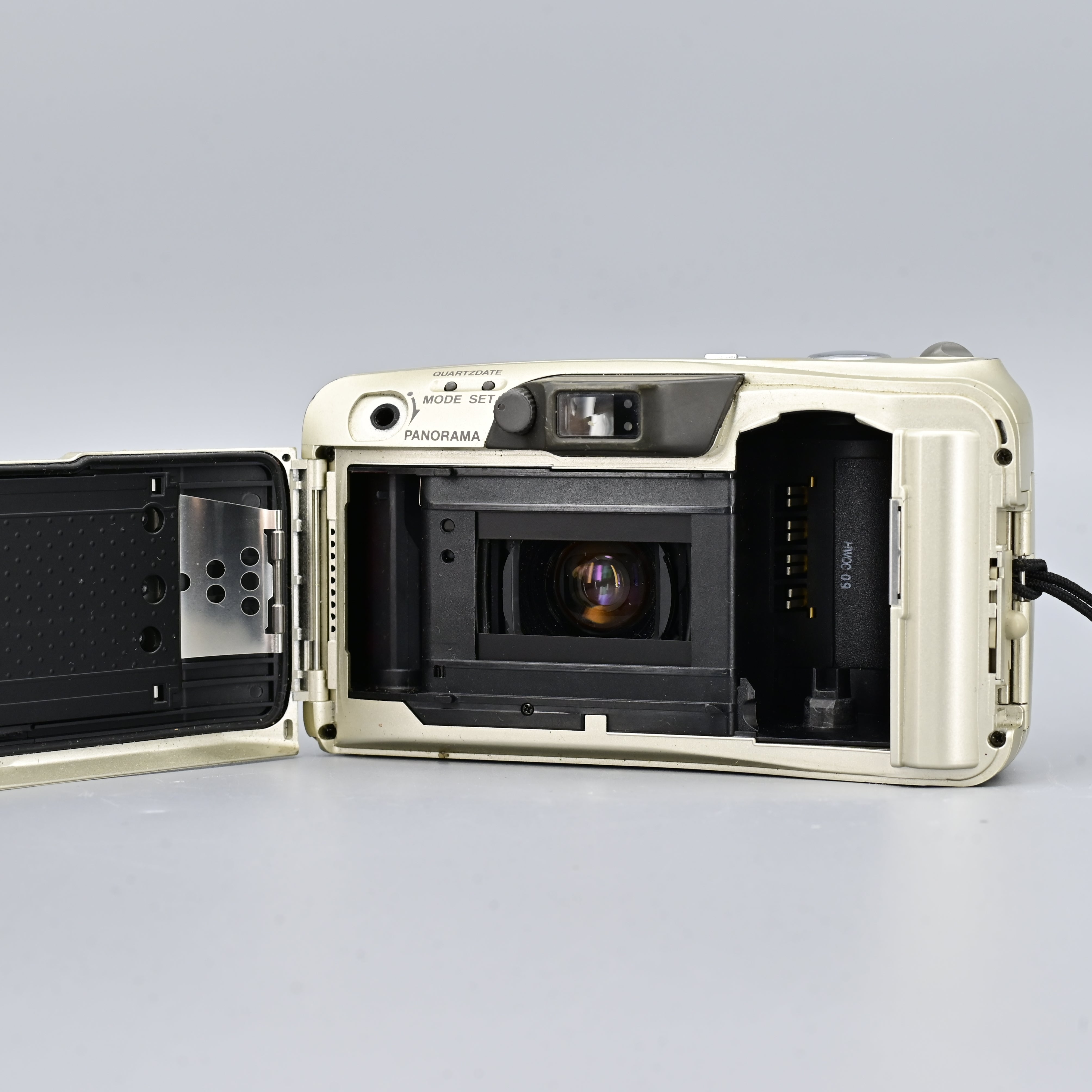 Olympus Mju Zoom 130 – SHOWA