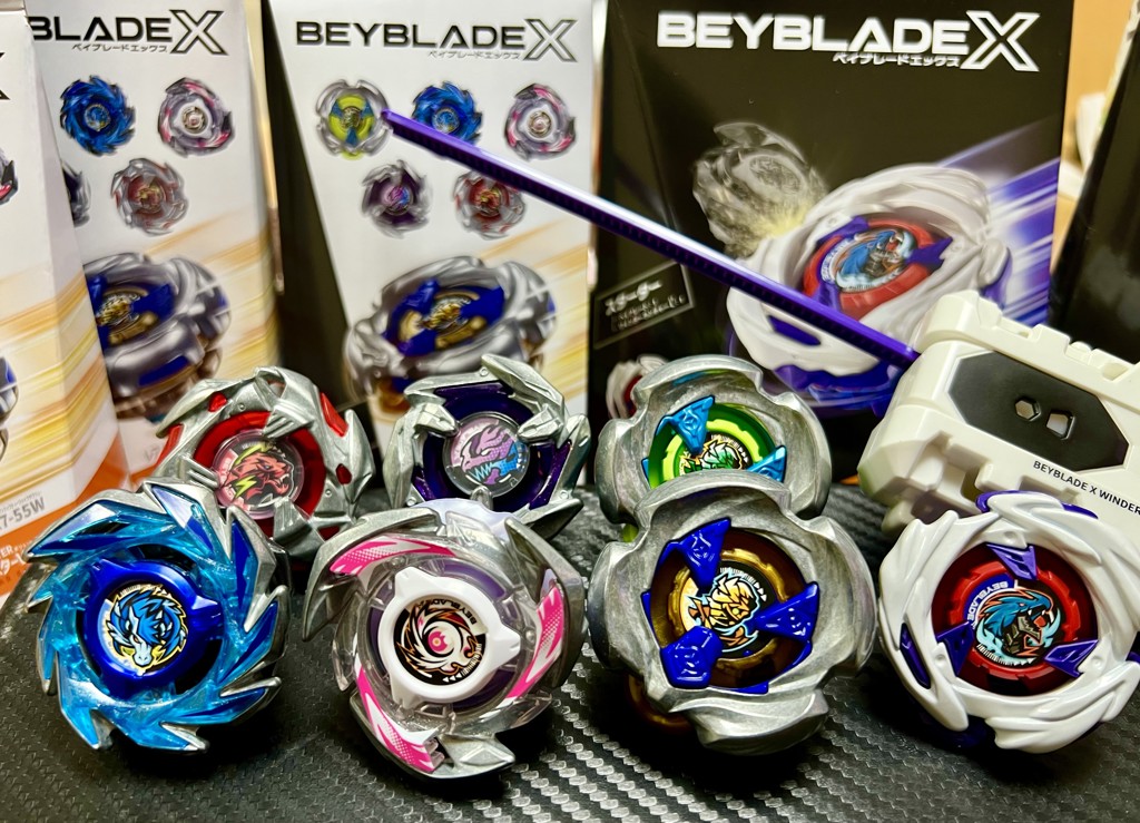 BEYBLADE X UX-18 ランダムブースターVol.8｜ブースター｜限定品や新作