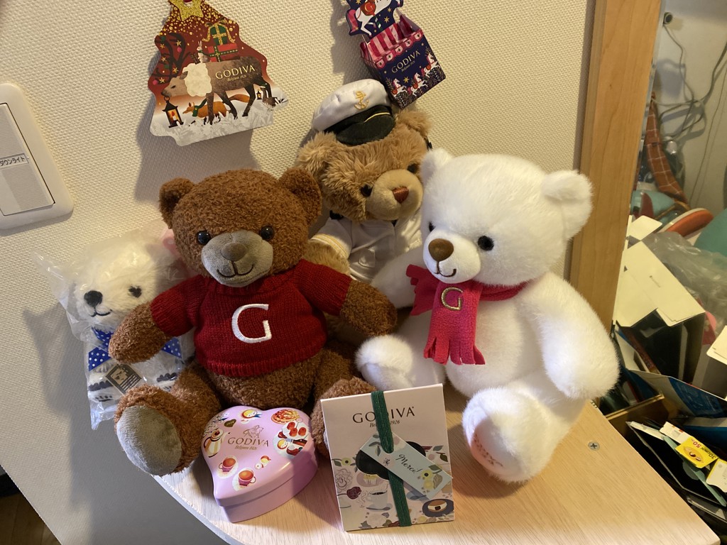 オンラインショップ限定】ゴディバ 早春のベルギー ベア＆G キューブ