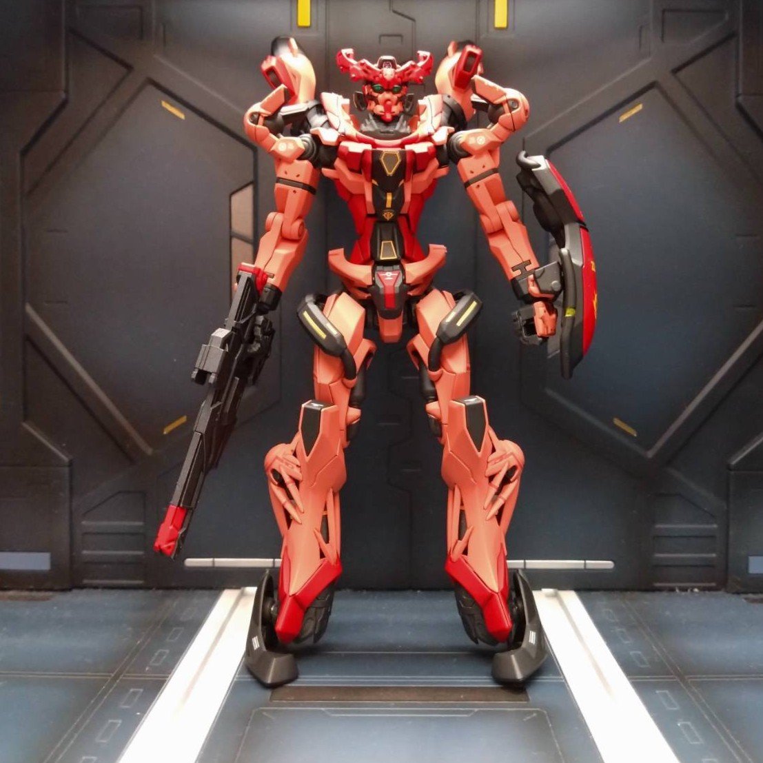 シャア専用赤いジークアクスを制作♪】 メビウスの宇宙を越え、HG