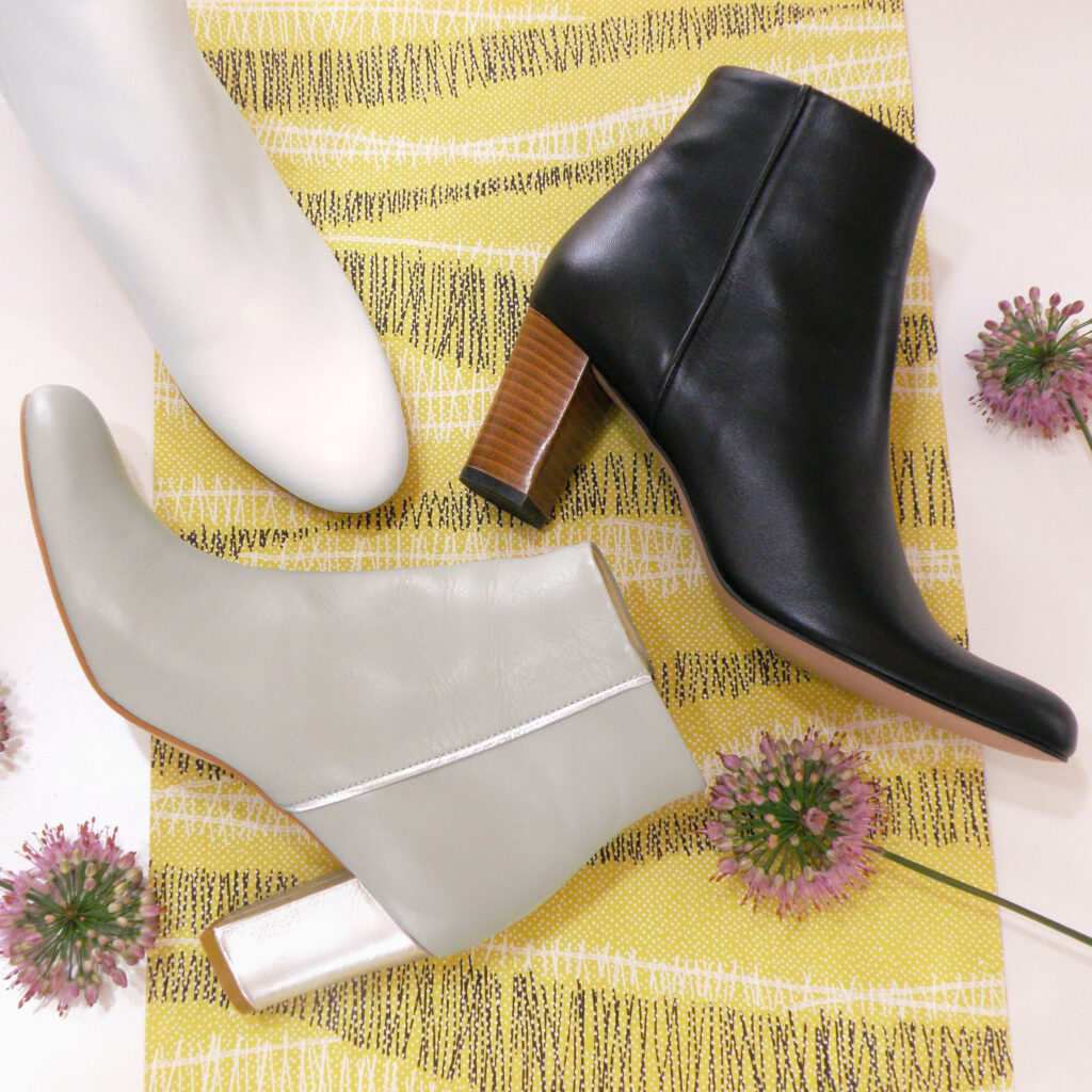 7cmヒールのモードな幅狭ショートブーツVicky（ヴィッキー）幅狭靴の