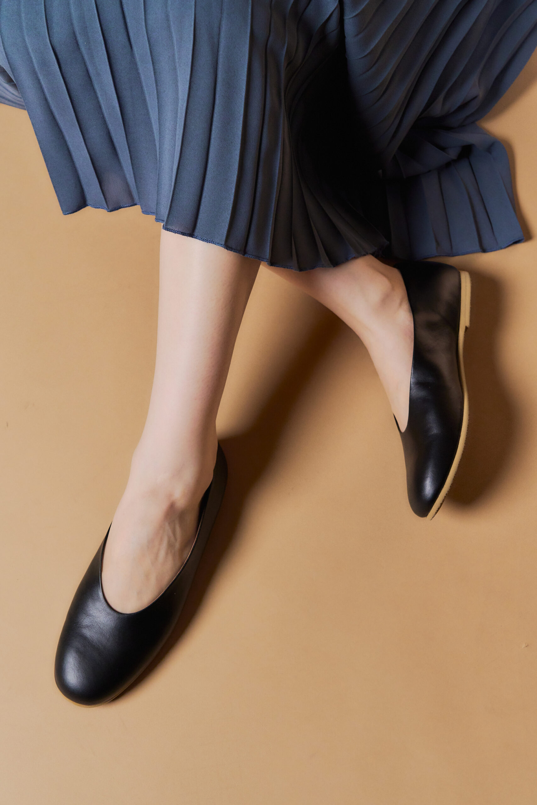 ケイ 黒のバレエシューズ サイズ37 Tストラップレザーシューズ 日本製