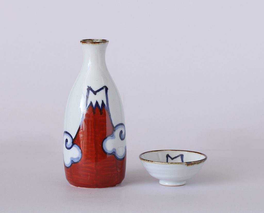 徳利・盃 | 翔芳窯 | ひとつ、ひとつ | 手描きの波佐見焼。