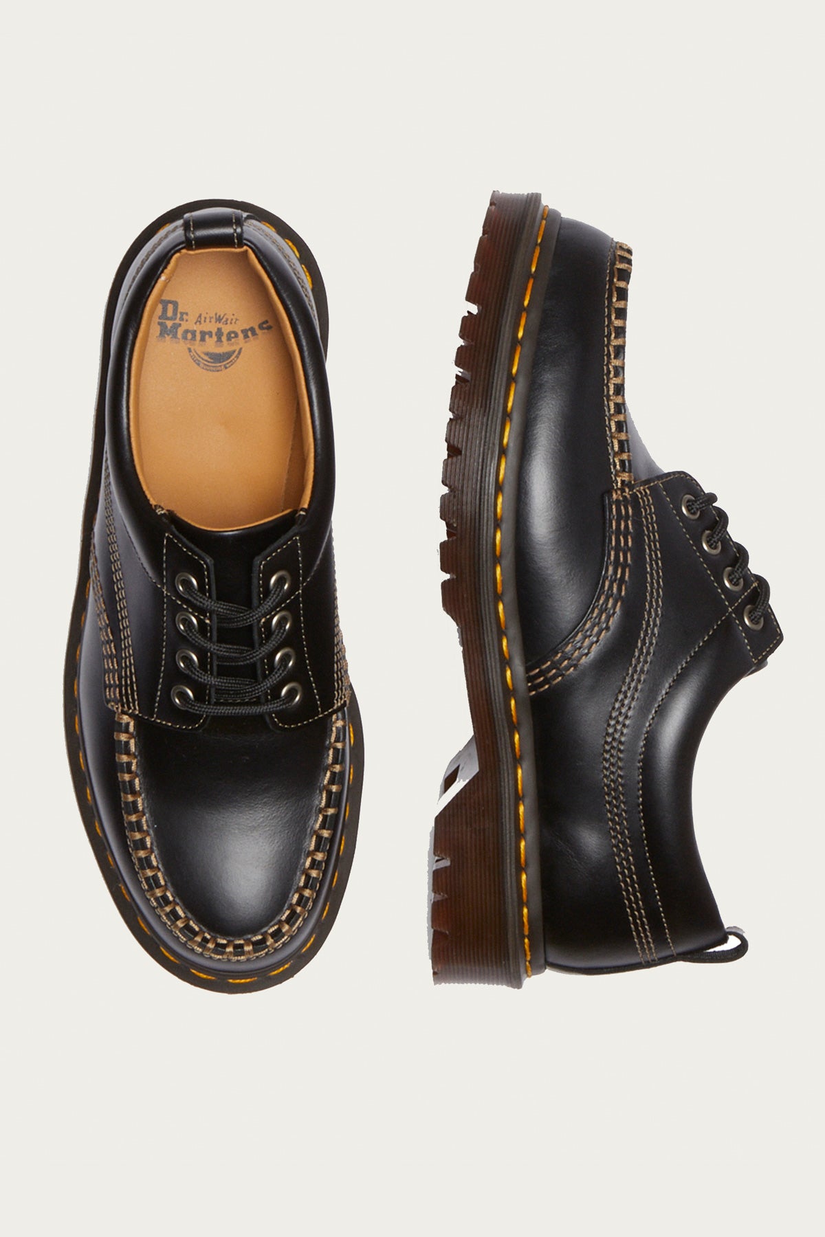 Dr. Martens Lowell | Analine Black | Canoe Club