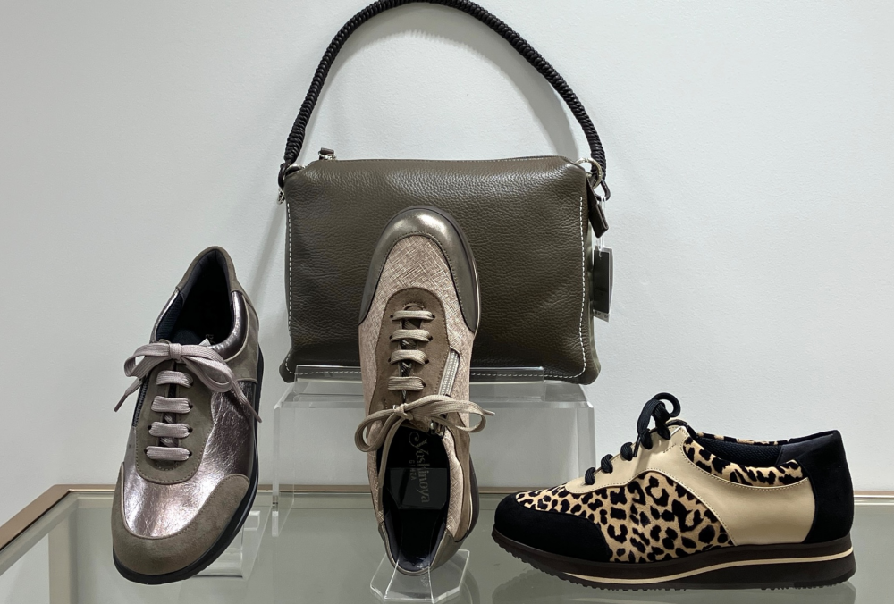 銀座ヨシノヤ＞ ✨ 大人のためのエレガントスニーカーが入荷しました