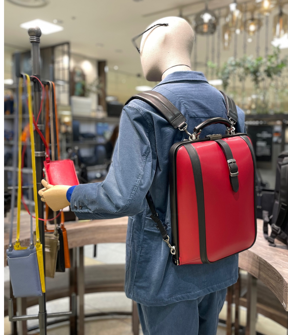 ダレスバッグとスマホショルダー?【ARTPHERE/アートフィアー】 | 紳士