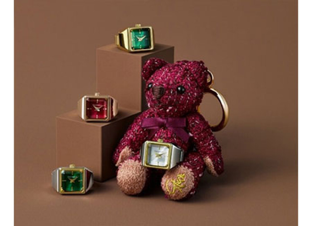 数量限定！クリスマス新作】ミニベアチャーム付き☆チャリティーリング