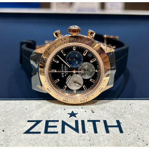 ZENITH】ローズゴールド×ブラックで魅せる、クロノグラフの頂点
