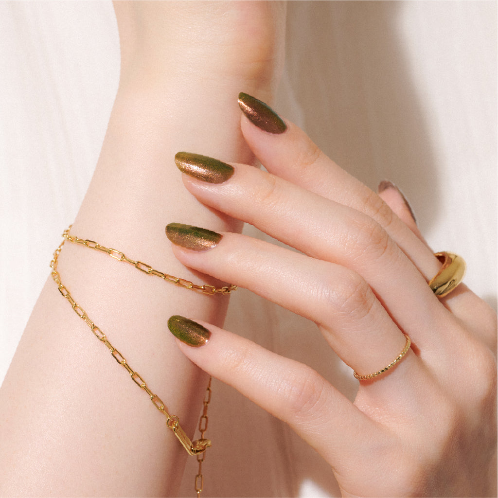 GN_25SL_EC_hand_147_1024x1024.