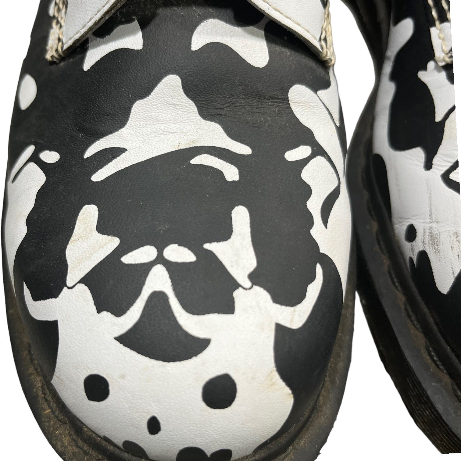 DR.MARTENS(ドクターマーチン) 8 HOLE PASCAL BOOTS エイトホール 牛柄