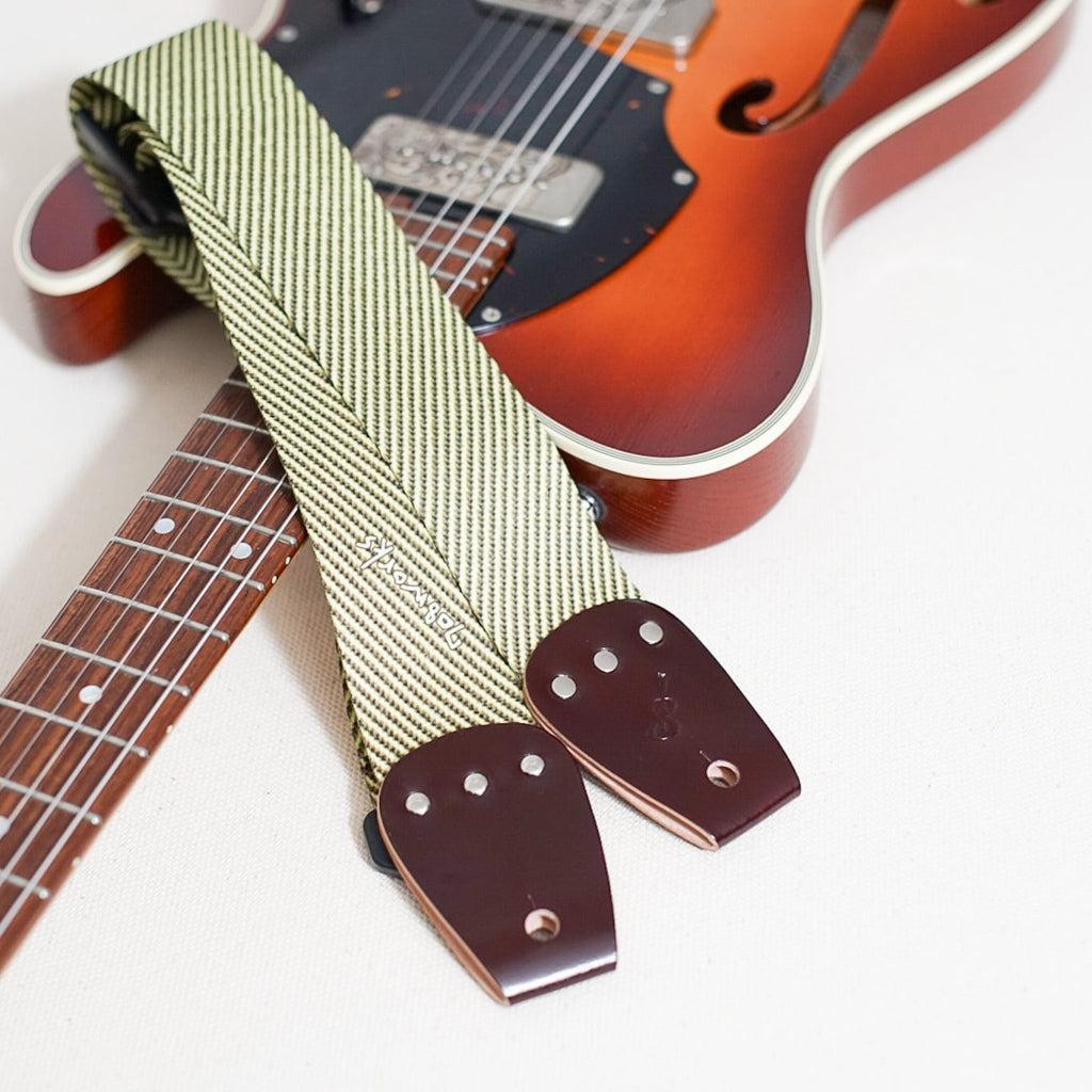 YOUNG GUITAR 人間椅子 コラボ ストラップ YOUNG GUITAR 人間椅子