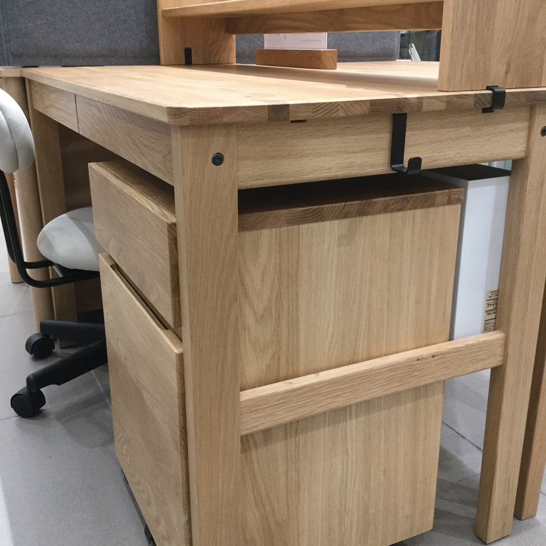 イオンモール福岡伊都】入学準備に 長く使える学習机｜売場紹介｜ 無印良品