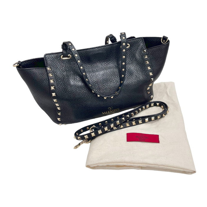 Valentino Garavani/ヴァレンティノ・ガラヴァーニ】 ロックスタッズ