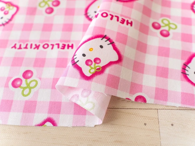 ハローキティ チェック生地『サクランボ柄』 - 手芸の丸十 オンライン