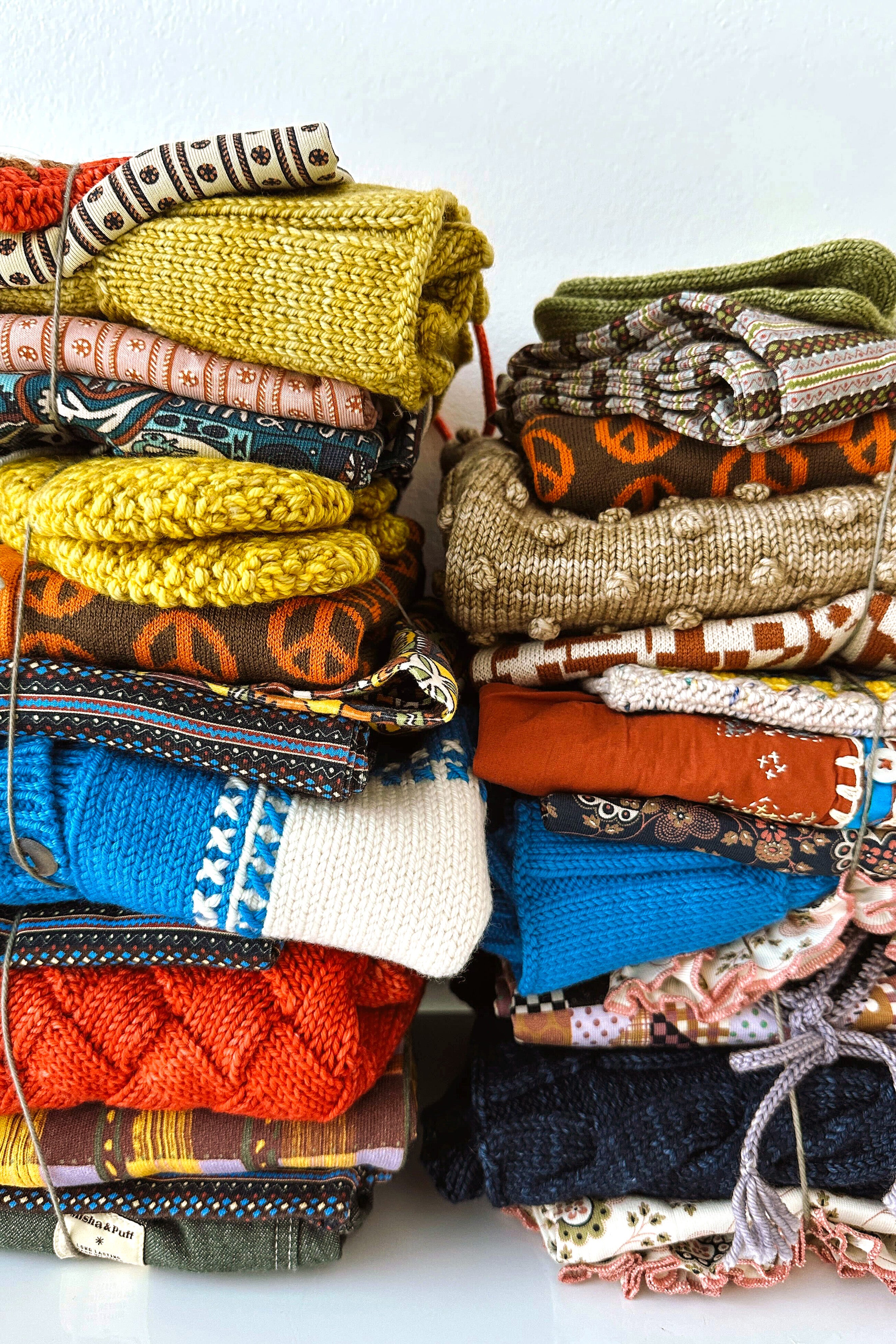 Unisex Mystery Bundle – Misha & Puff