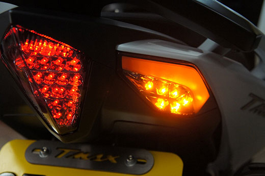 T-MAX530 LED ウィンカー スモークレンズ オールインセット