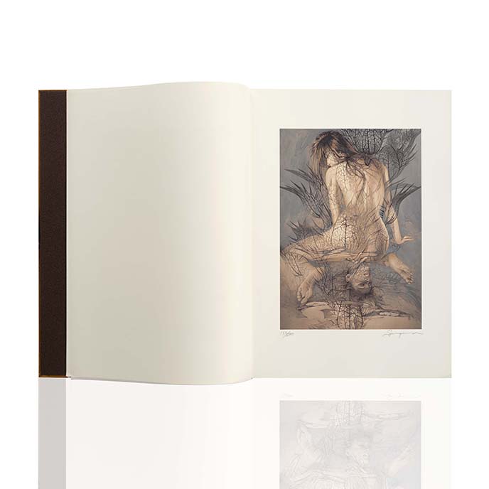 Limited special edition of NAGA. – NANZUKA Online Store