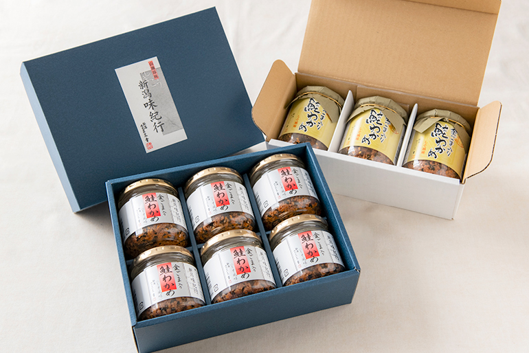 新潟直送計画】三幸の焼鮭ほぐし「金ごま入り鮭わかめ」 – 株式会社 三幸