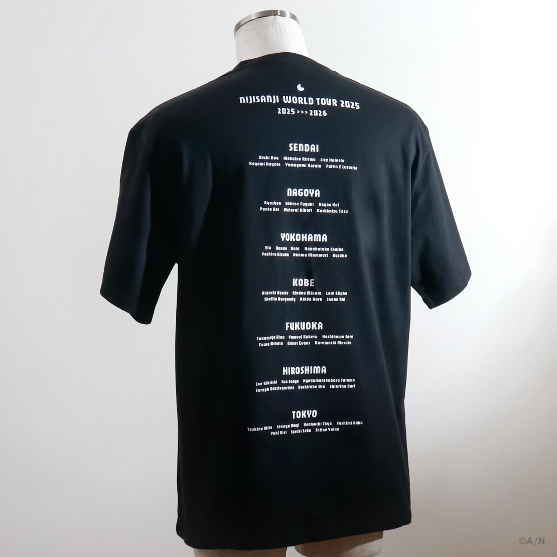 WORLD TOUR 2025】Tシャツ｜にじさんじオフィシャルストア