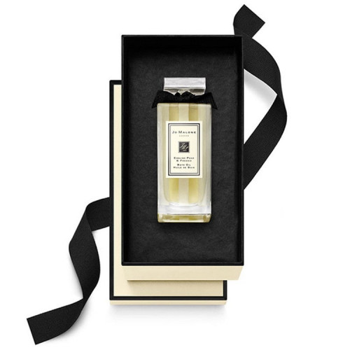 イングリッシュ ペアー＆フリージア ボディクレーム（175mL