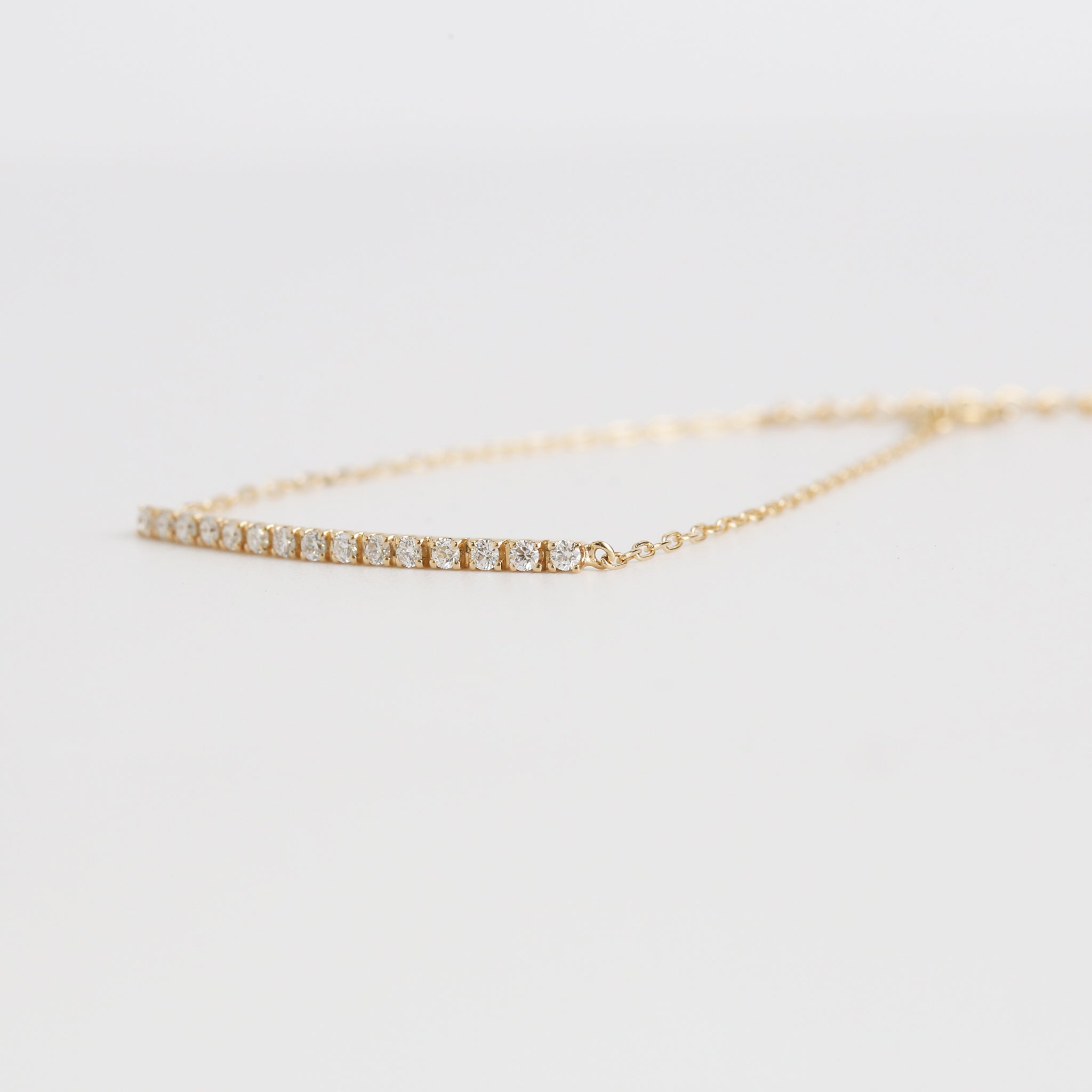 More Item | その他の装身具 – AVARON