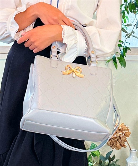 リボンエンボス推し活バッグ | POETIQUE -outlet- | axes femme online