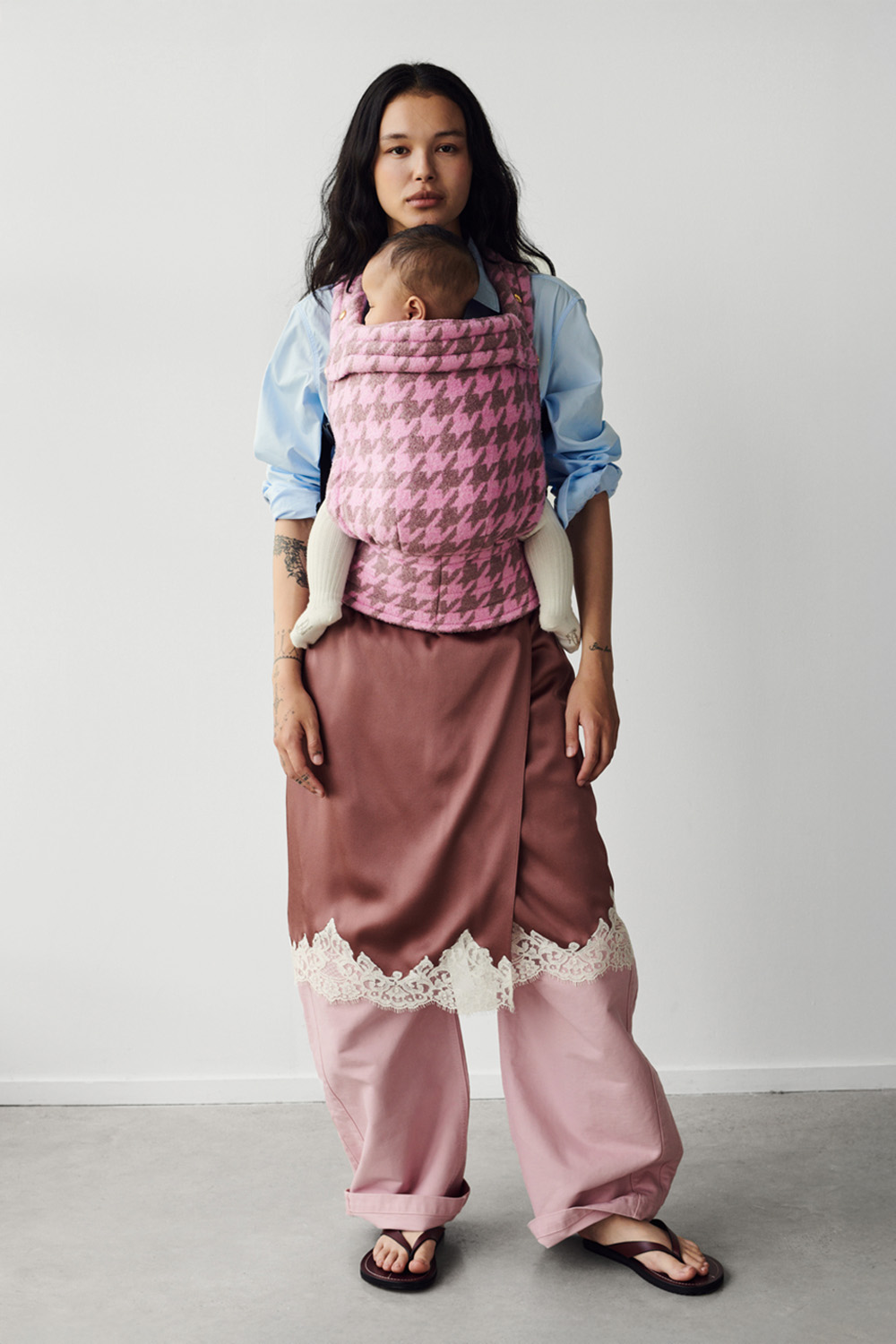 ツイード・ローズ | Zeitgeist(ザイガイスト) 抱っこ紐 | アーティ