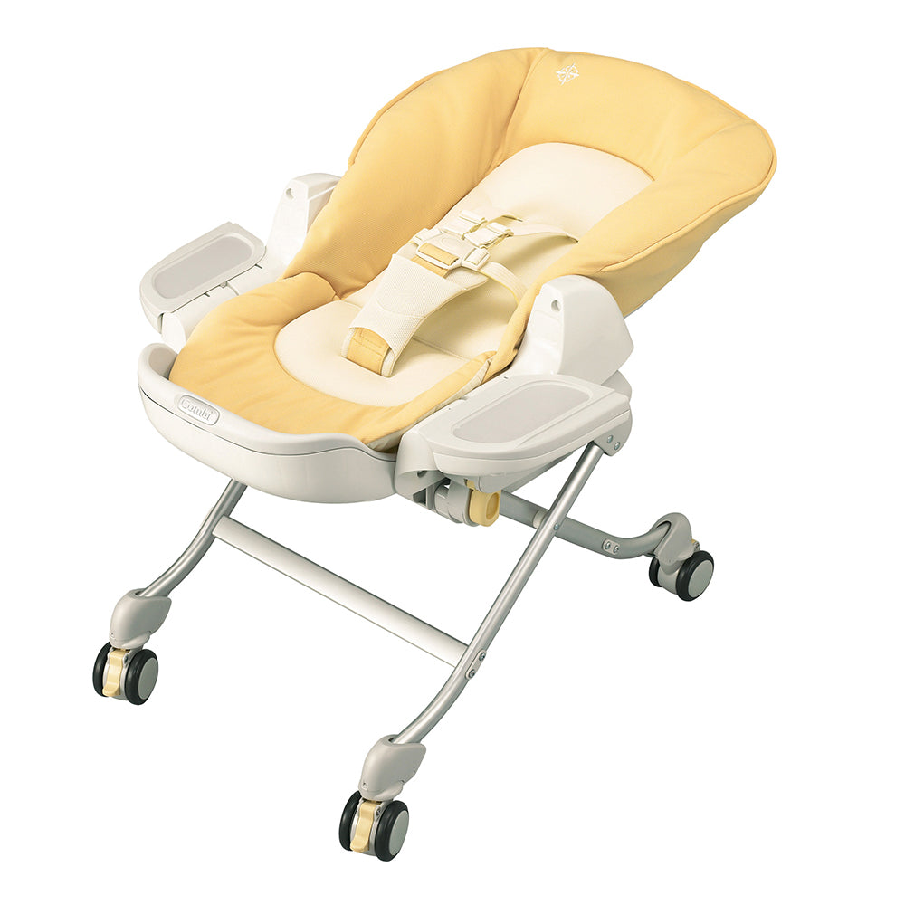 ロワイヤルプラス コンビ(Combi) 手動 ハイローチェア・ベビーラック