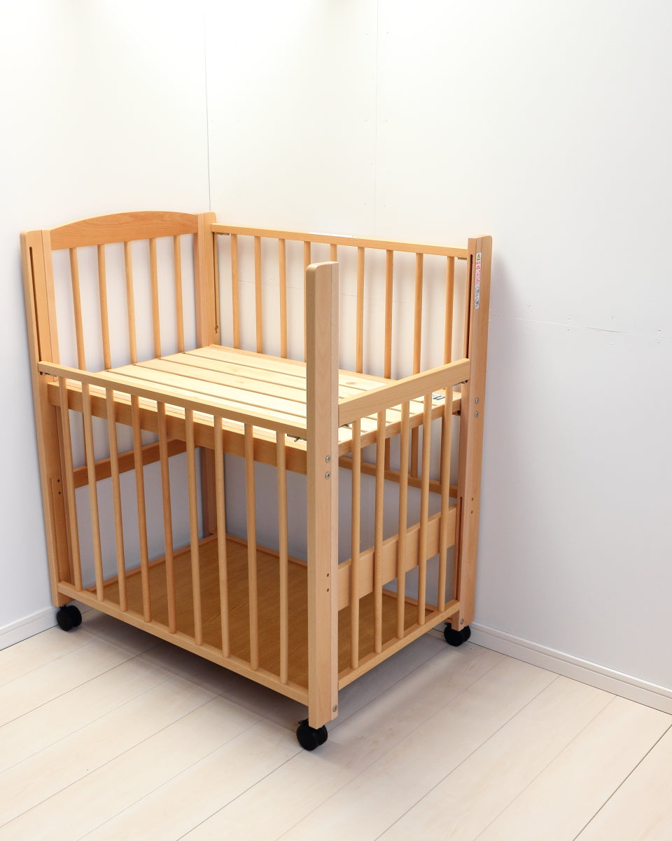 コパン 澤田工業 ミニサイズベビーベッド【レンタル｜選べる2色｜小物