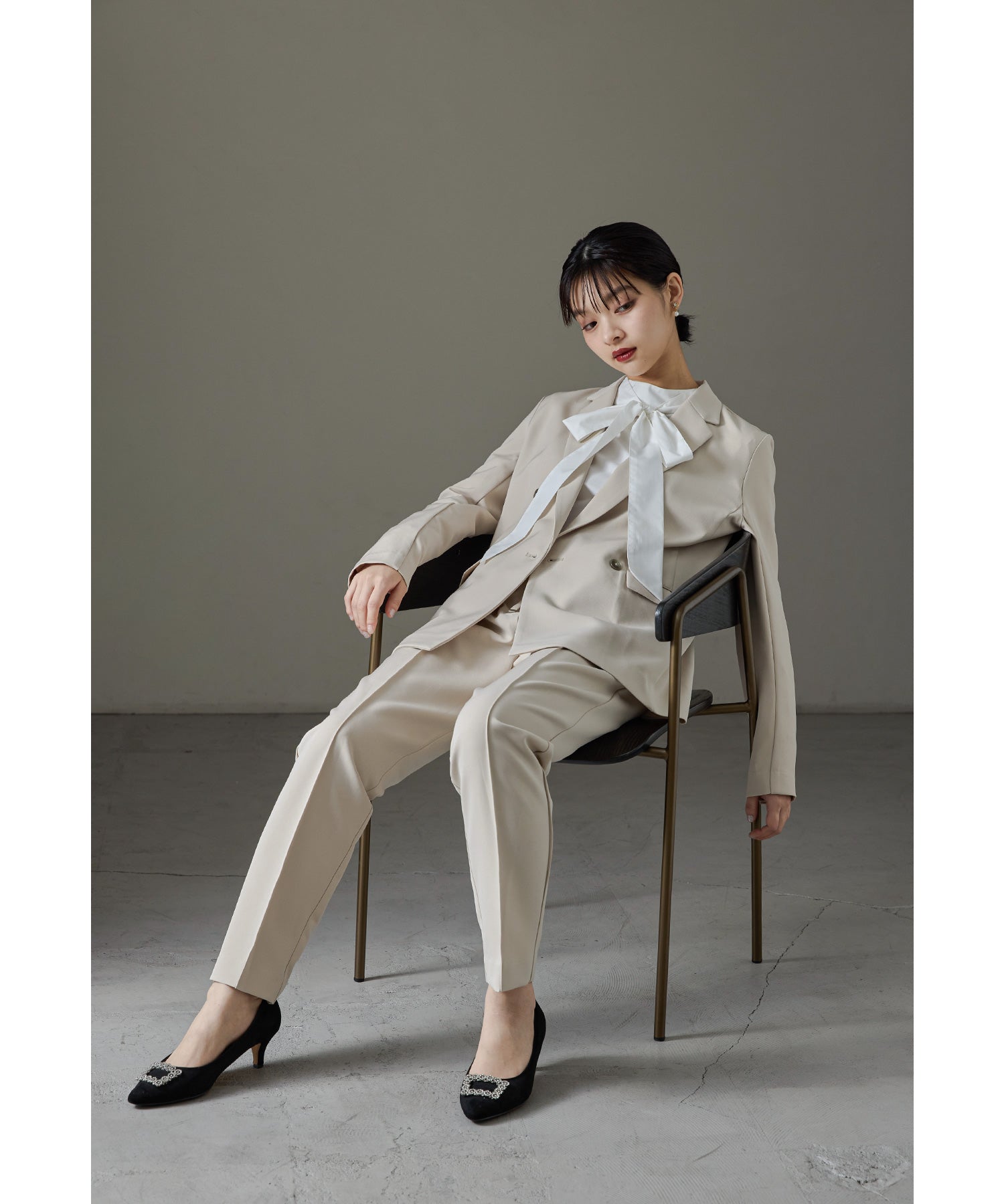 ベーシックデザインパンツスーツ レディース 2点セット セットアップ