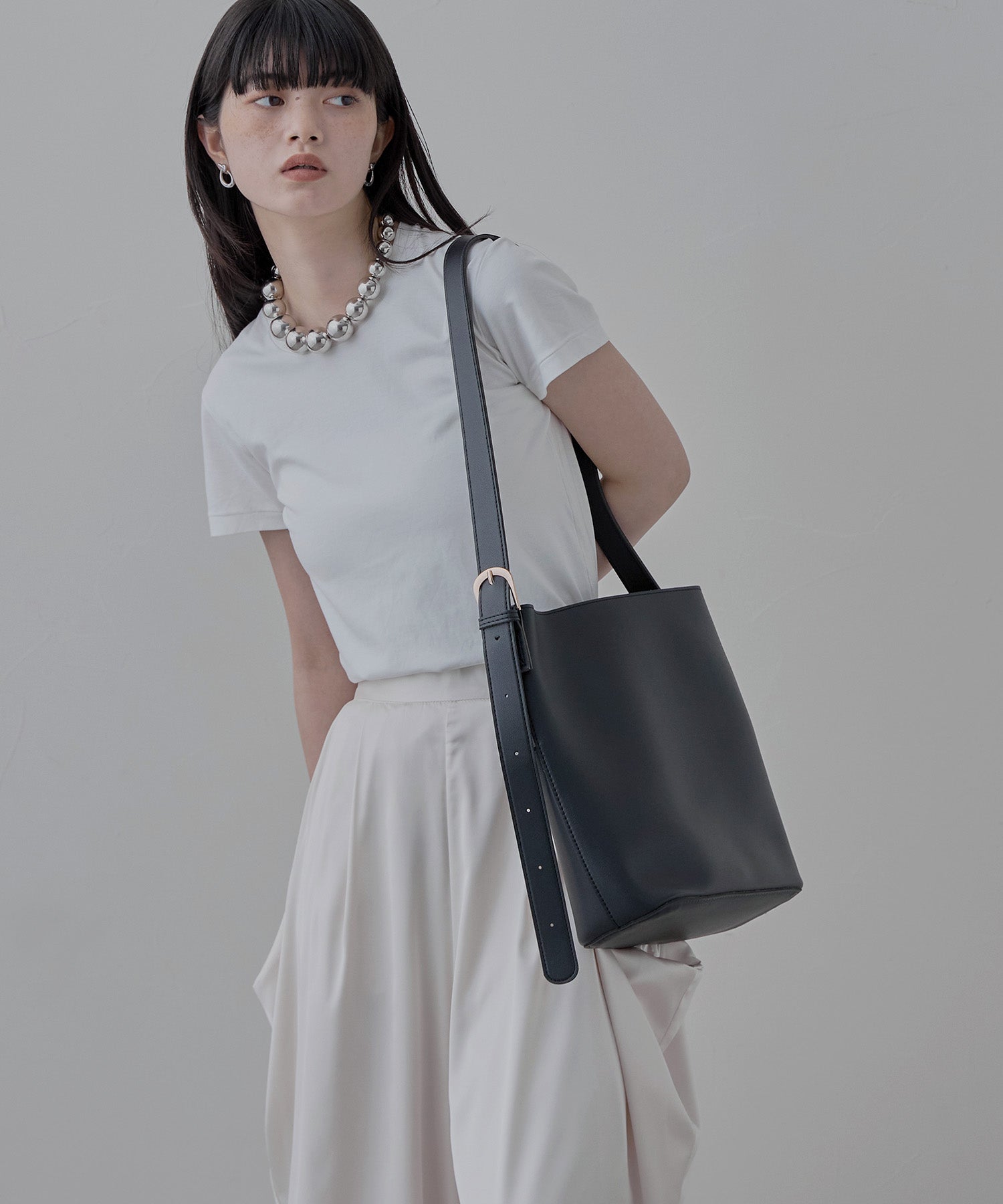 スクエアワンハンドルショルダーバッグ｜ショルダーバッグ - etoll.