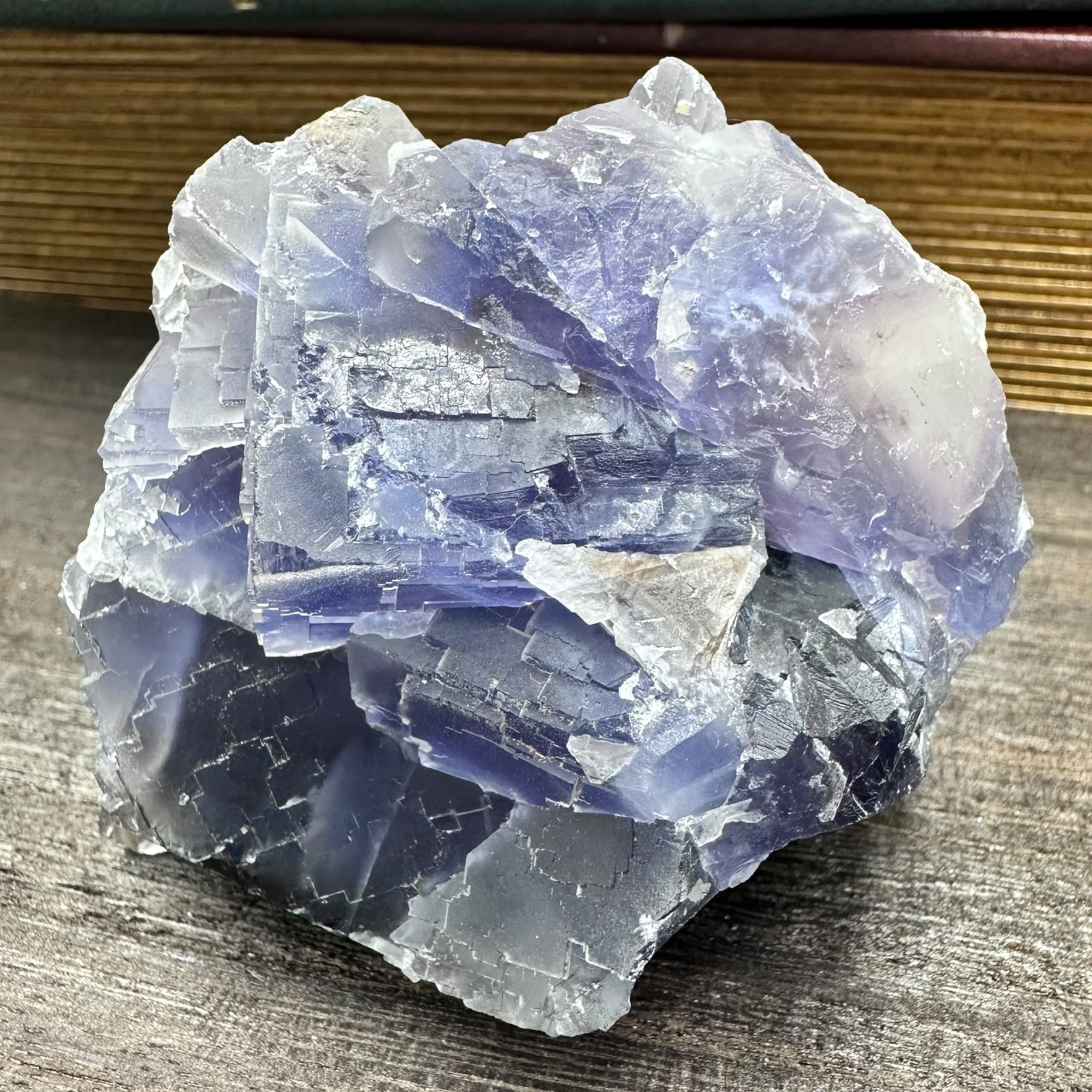 パキスタン産 フローライト 原石 ブルー 強傾向 n018 – Crystal Charm