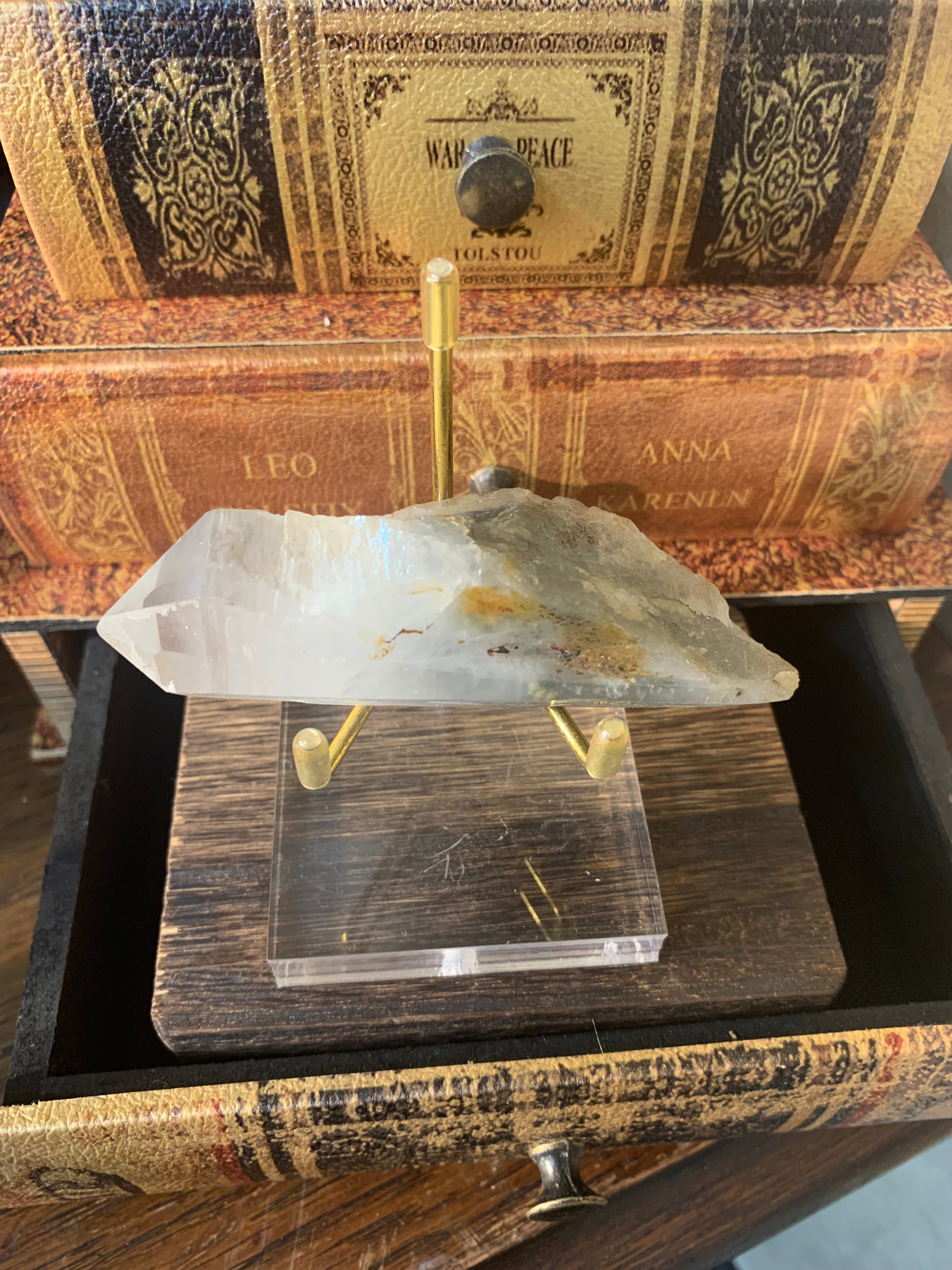 希少な国産！まりも入り水晶ポイント 大分県尾平鉱山の「こうもり坑