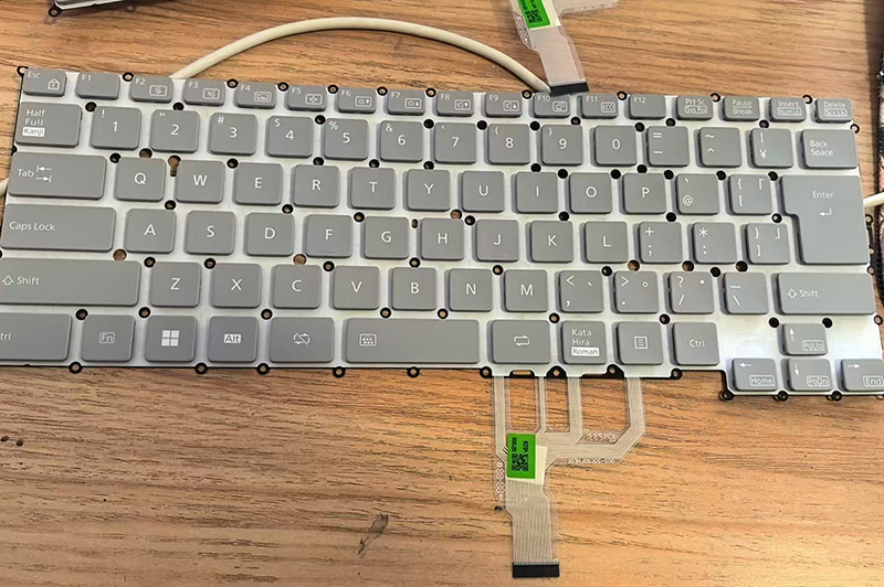 富士通 LIFEBOOK UH90/H1 フロストグレーの日本語キーボード | ダイナ