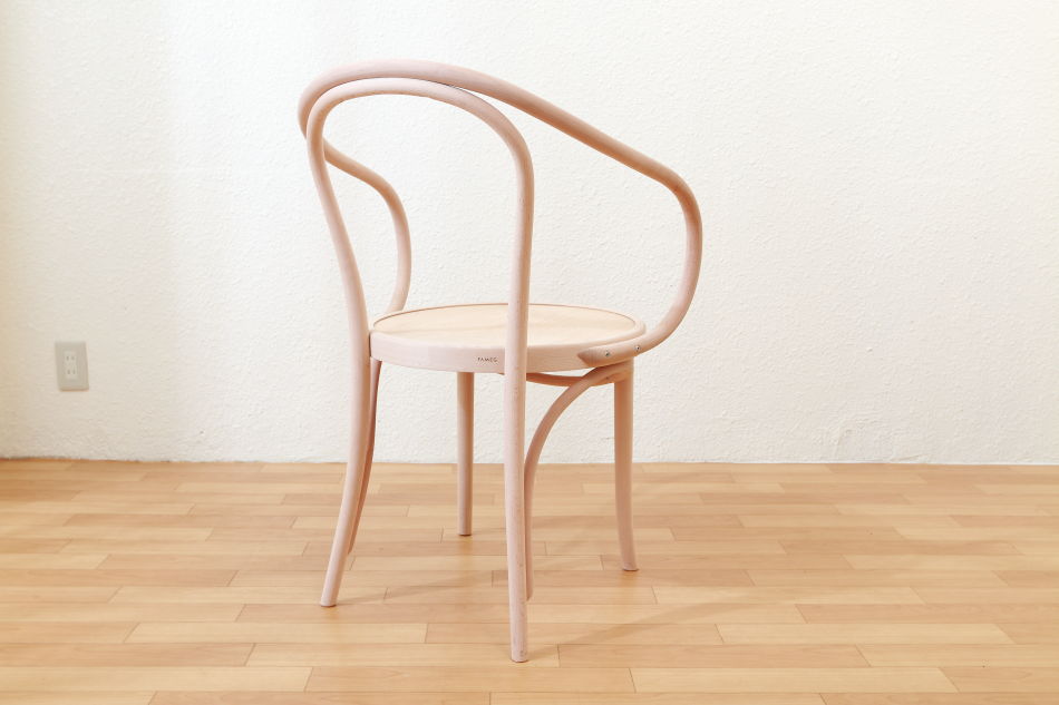 ファーメグFAMEG ベントウッドアームチェア No9 ヴィエナVienna