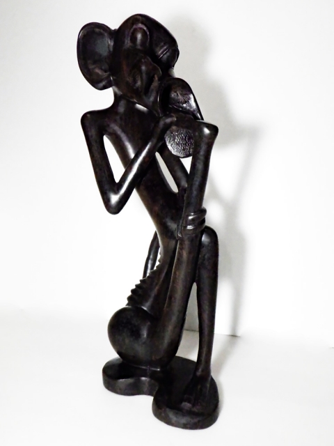 マコンデ彫刻｜株式会社 e-ルート