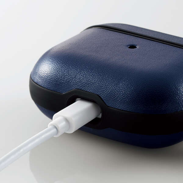 AirPods (第3世代)用カラビナ付きソフトレザーケース | エレコム