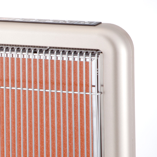 日本製 遠赤外線パネルヒーター「サンルミエ・エクセラ7」レビュー