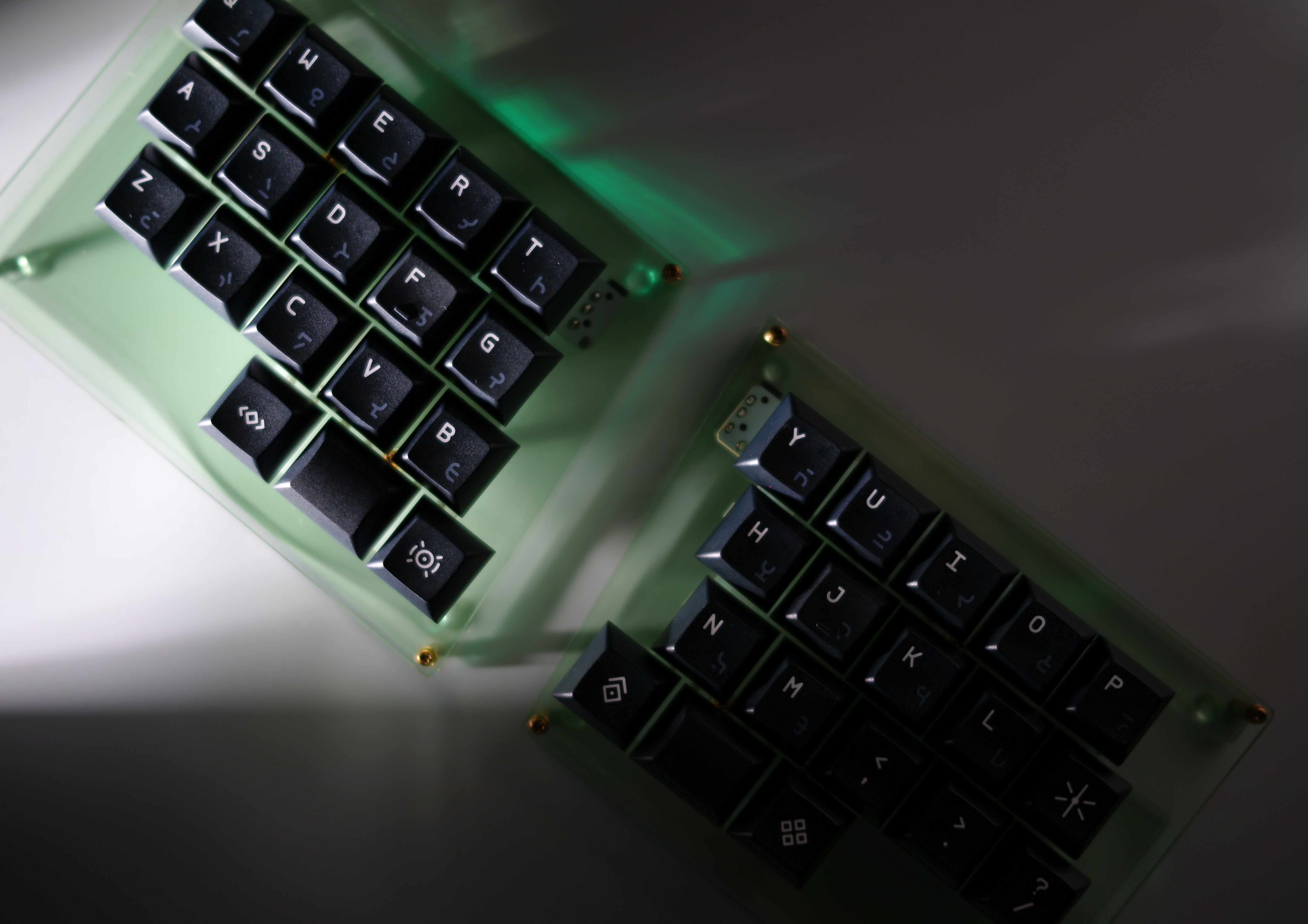 Gravity36 v2 DIY Keyboard Kit – Greenkeys Shop