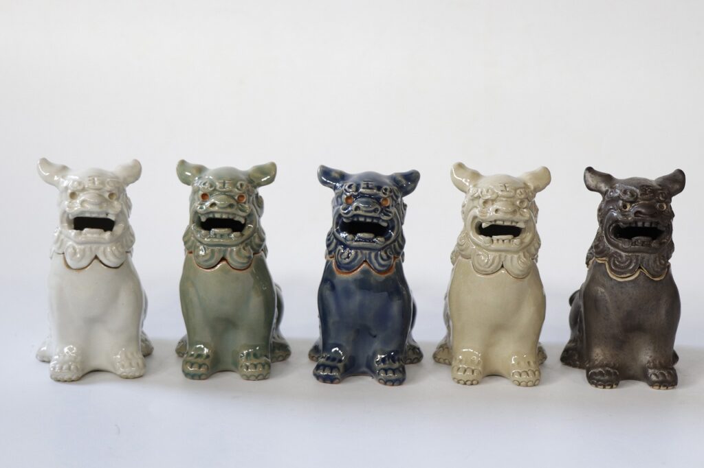 香炉獅子 - 育陶園 やちむんの窯元｜沖縄の陶器 和食器などの