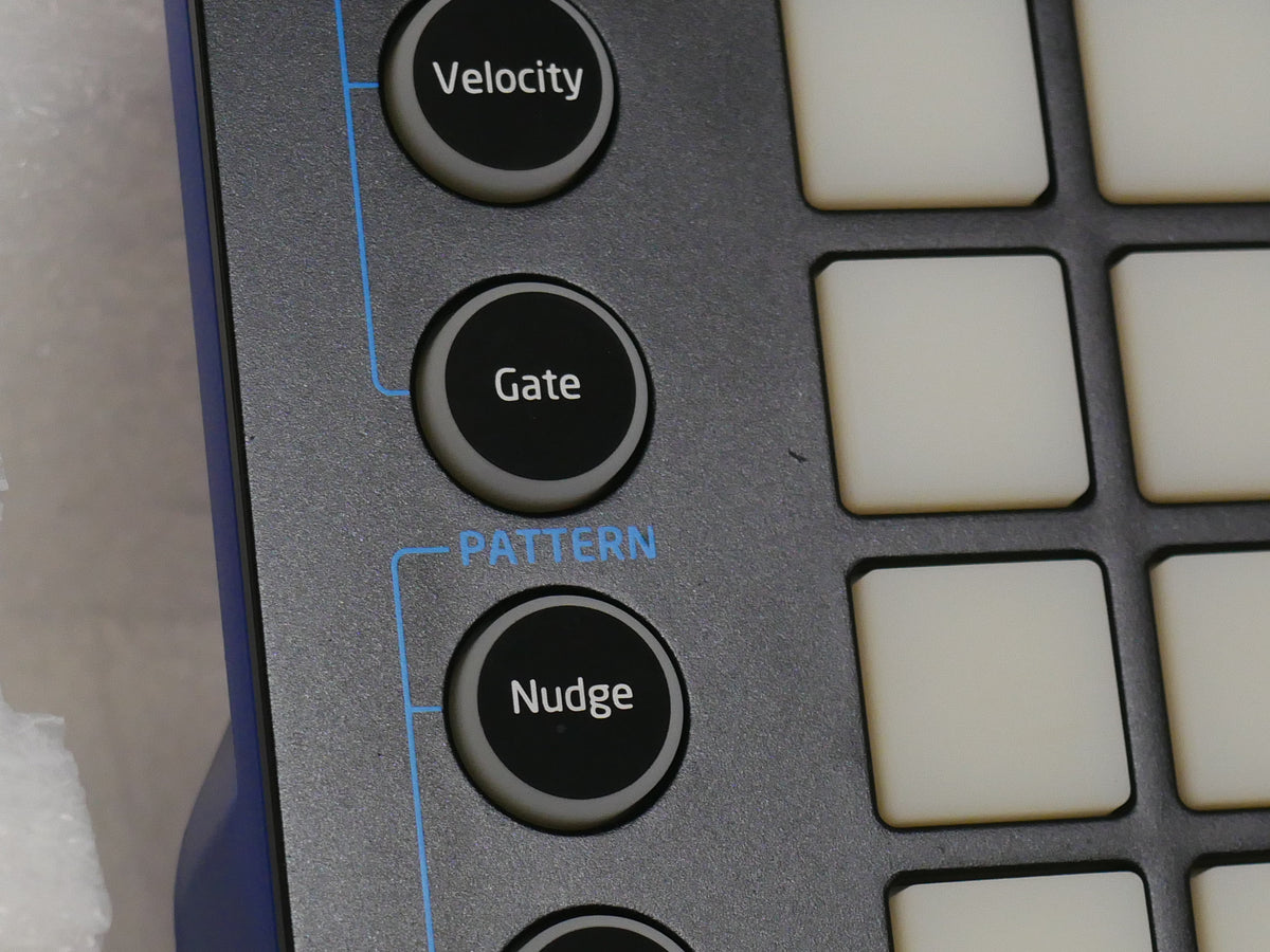 Novation CIRCUIT (中古)