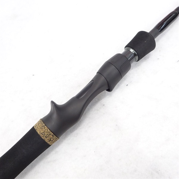 モンストロ コンセプトディスラクション67MHC | イシグロ公式