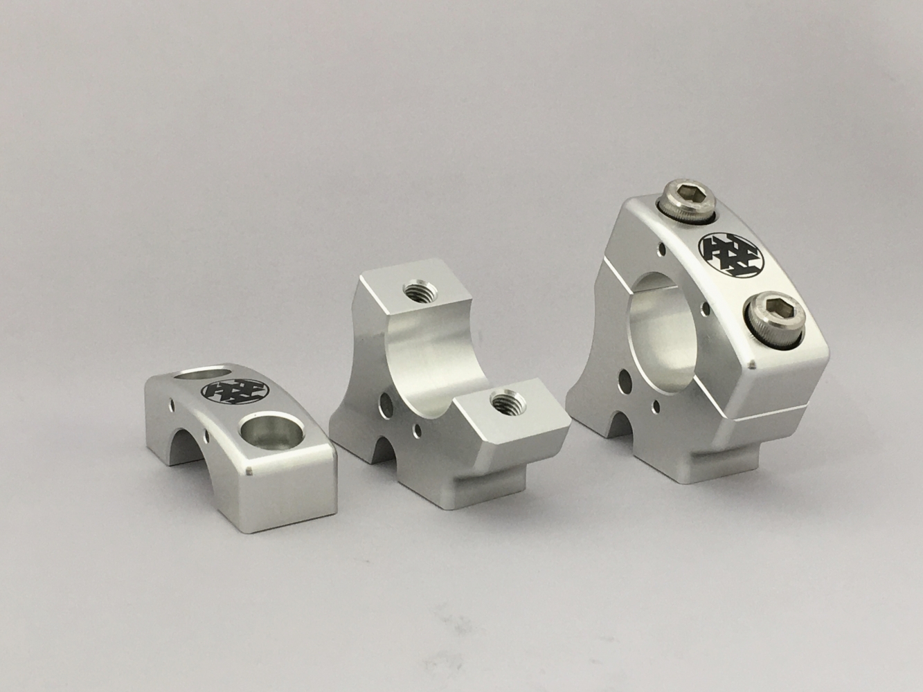 K-FACTORY ONLINE SHOP / 28.6φ用ハンドルクランプセット