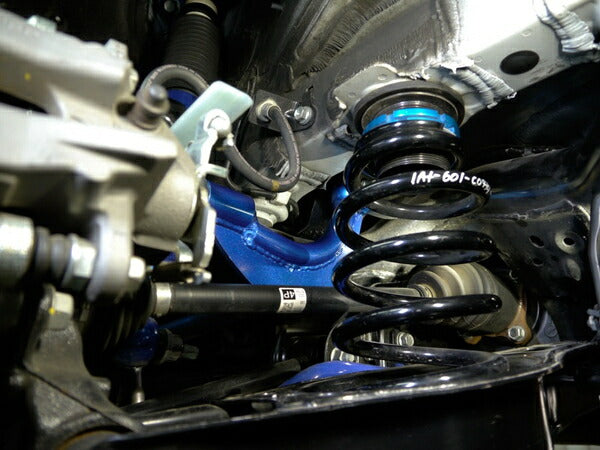 プリウス ZVW50 ZVW51 ZVW55 アッパーアーム クスコ 調整式リヤ