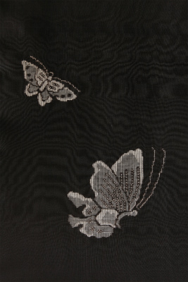 白ギャラリー|きもの白 / 蝶柄大島紬